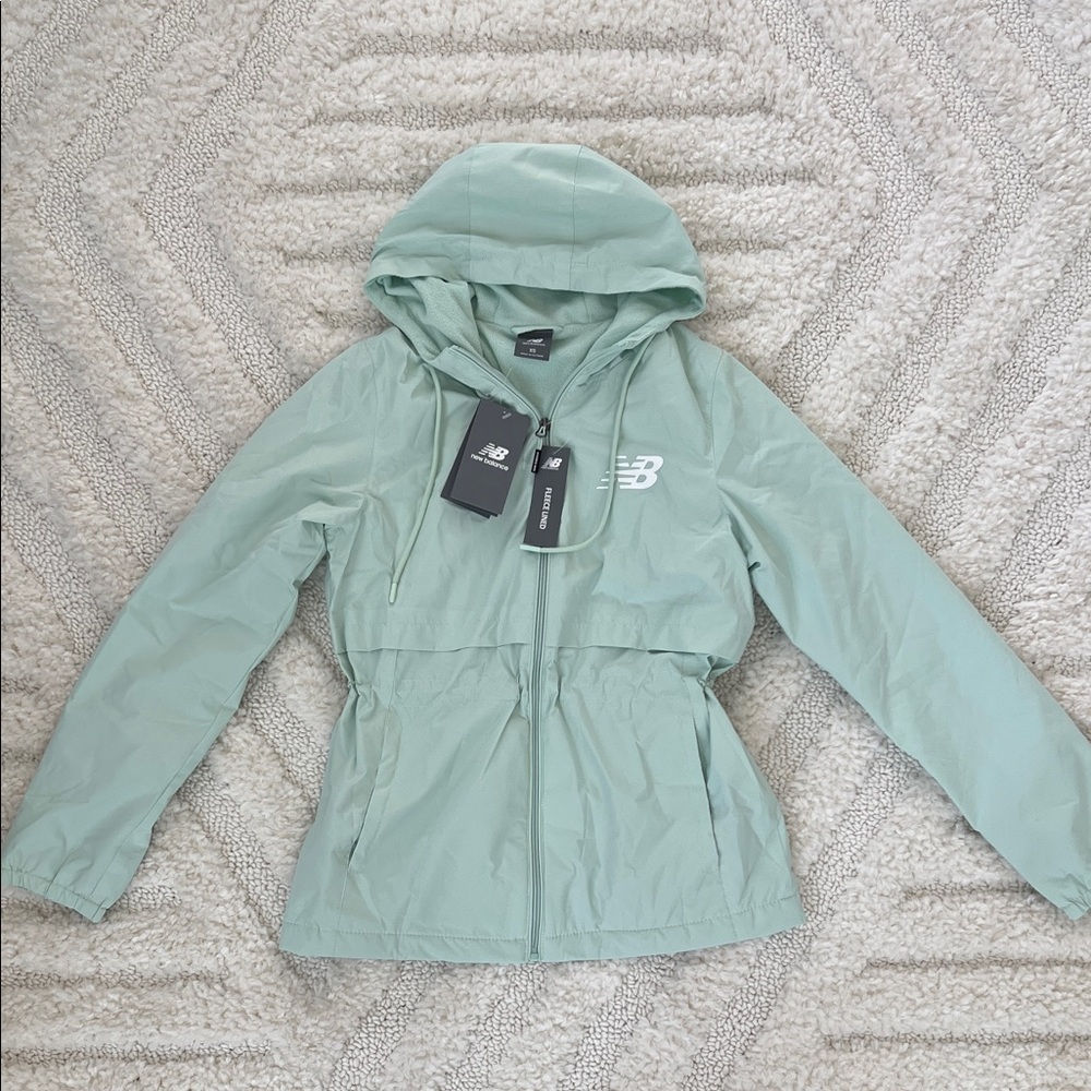 NWT New Balance Fleece-lined Mint Green Hooded Water and Wind Resistant Jacket